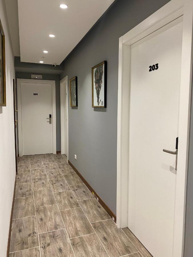 Peaky Hotel Дуррес Экстерьер фото