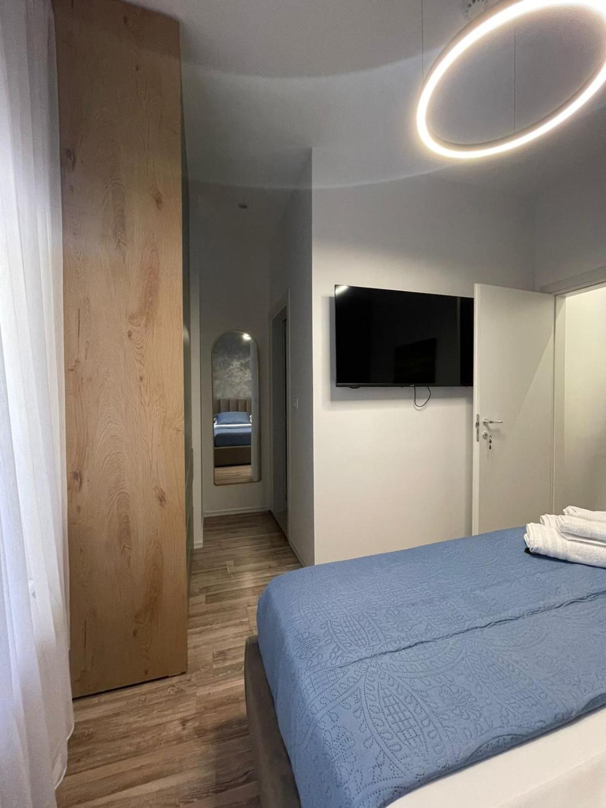 Peaky Hotel Дуррес Экстерьер фото