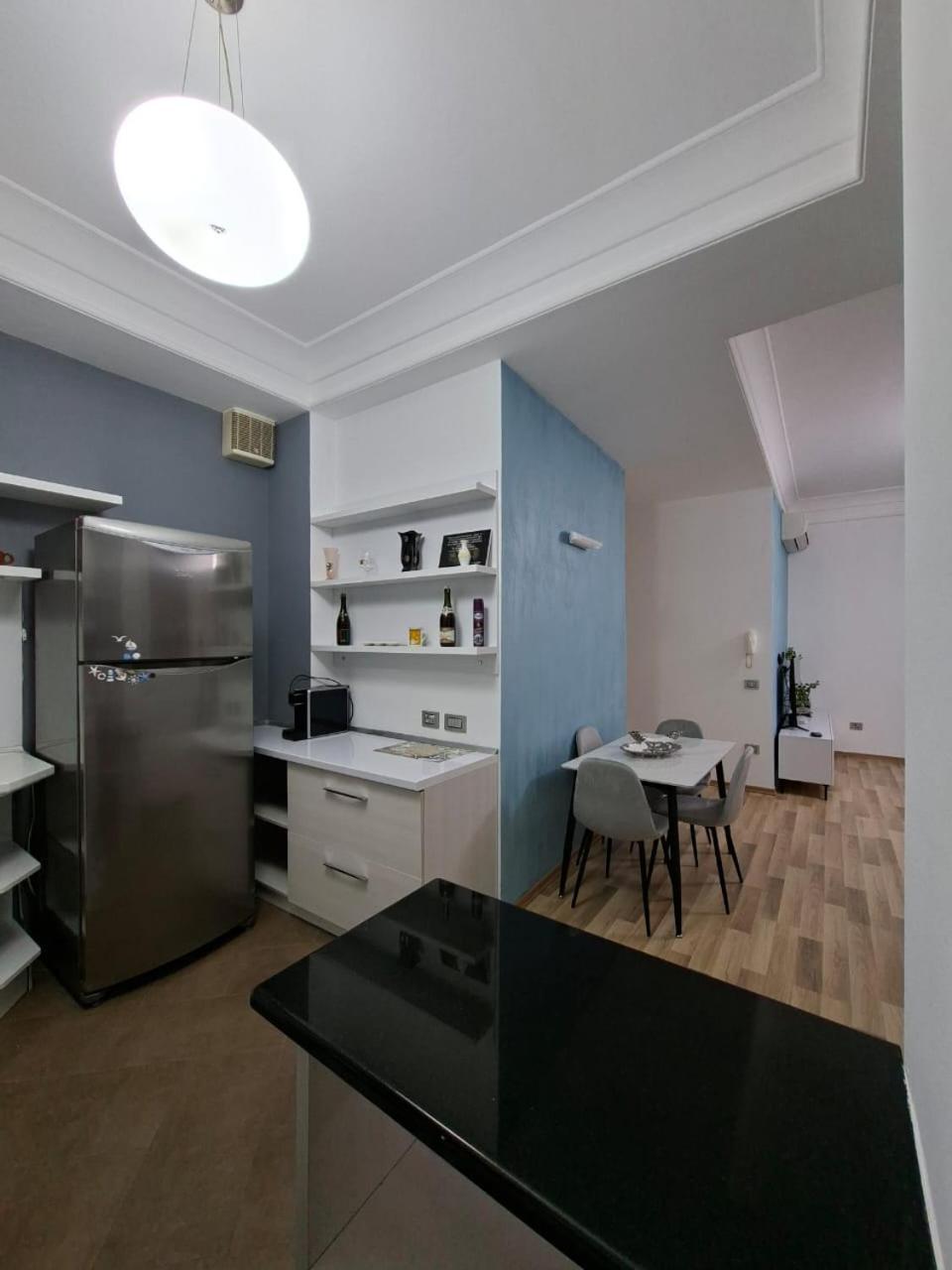 Peaky Hotel Дуррес Экстерьер фото