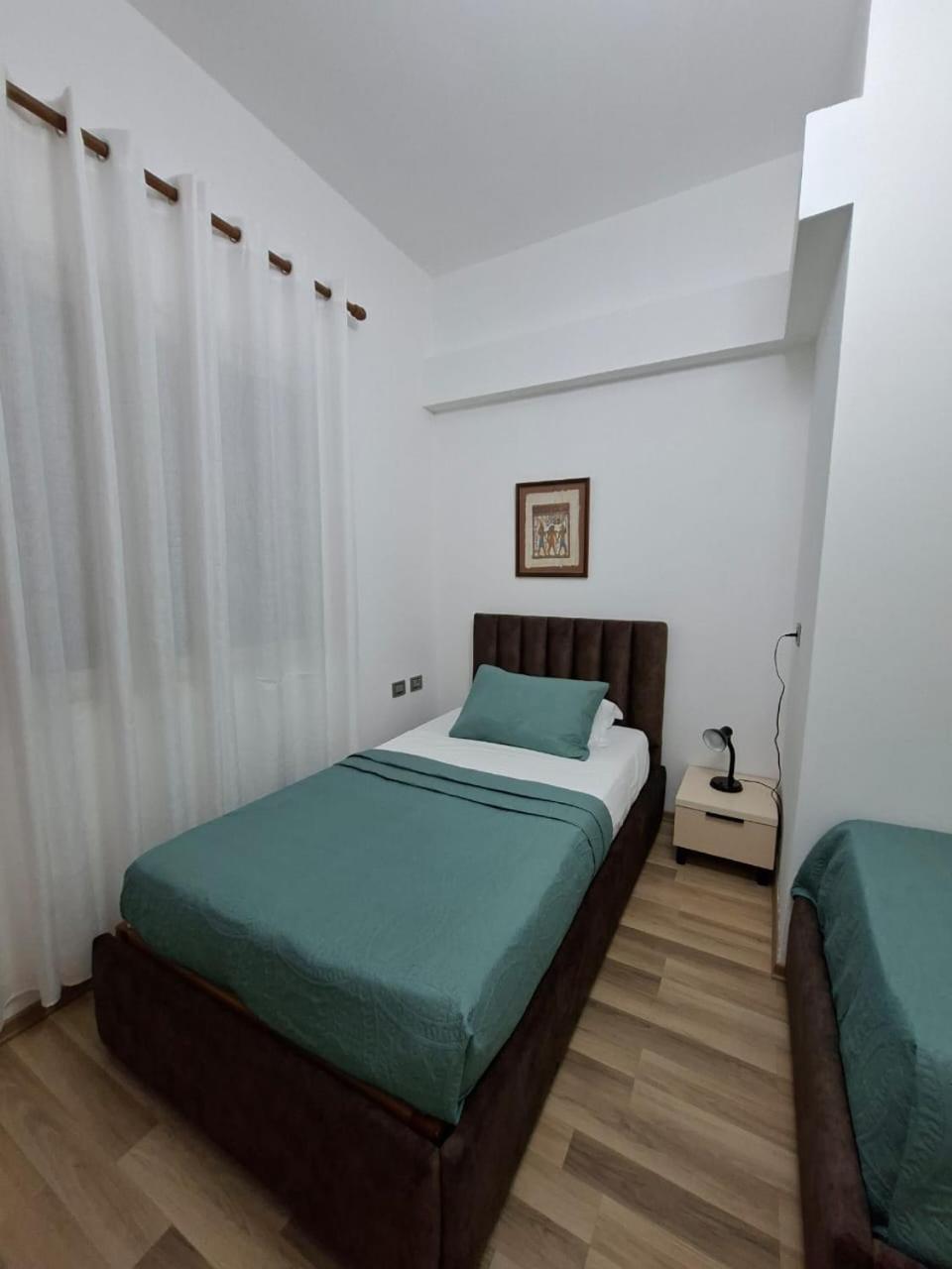 Peaky Hotel Дуррес Экстерьер фото